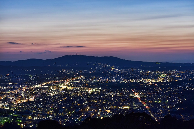 生駒市と奈良市風景